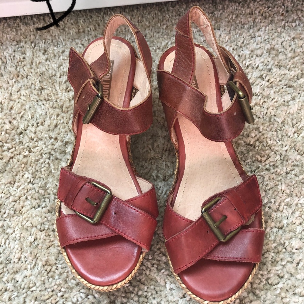 Pikolinos Burnt Red wedges. Never worn.